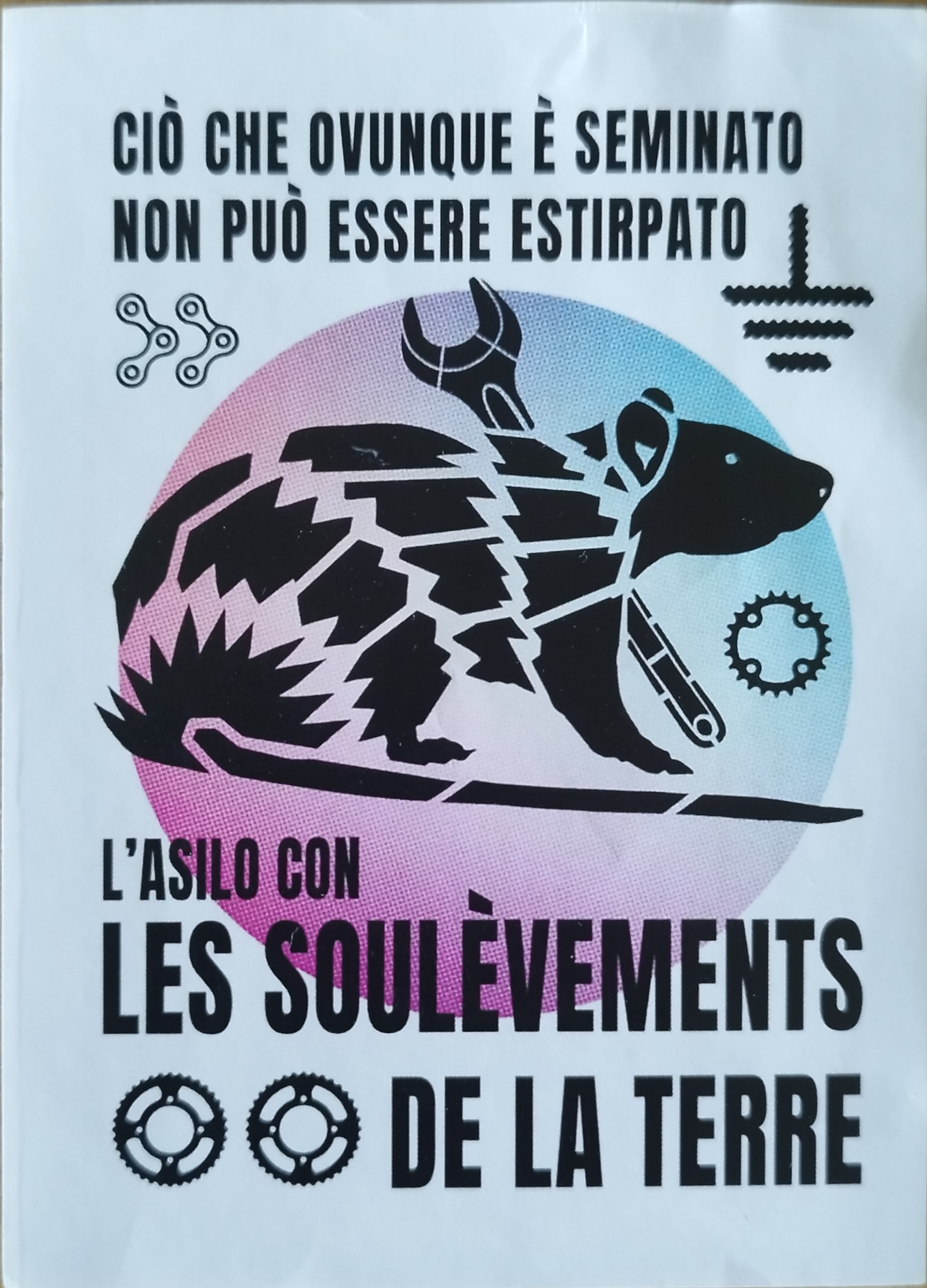 Autocollant réalisé par l'Asilo à Naples en soutien aux SDLT